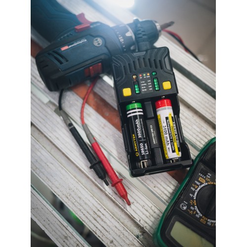 Uniwersalna ładowarka Armytek Uni C2, typ wtyczki: C — zdjęcie 3 z 6