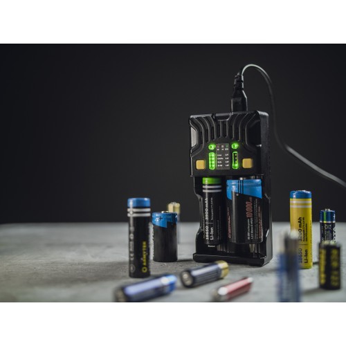 Uniwersalna ładowarka Armytek Uni C2, typ wtyczki: C — zdjęcie 6 z 6